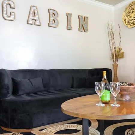 529B) Luxury Apartment With Great Amenities